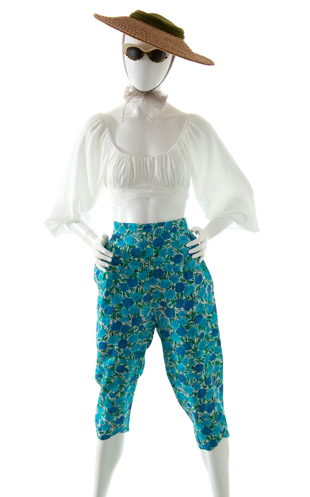 1950s Floral Cotton Capris with Pockets BirthdayLifeVintage