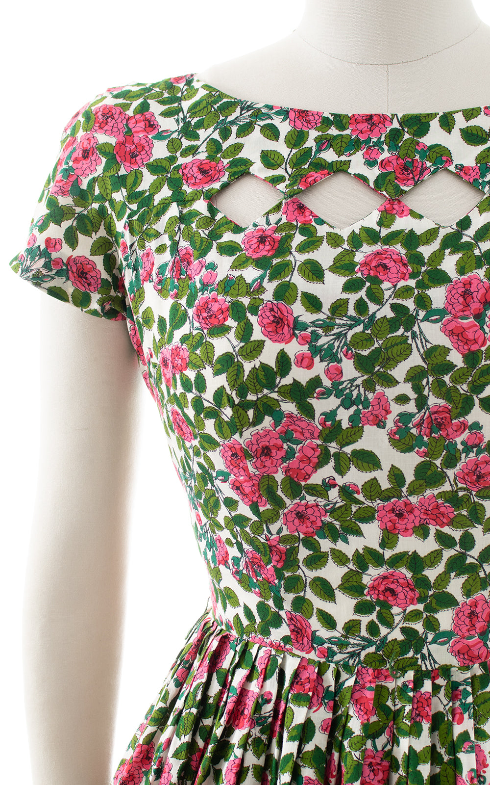1950s Floral Keyhole Cotton Dress | small