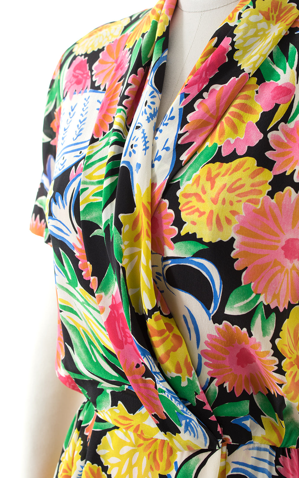 1980s Liz Claiborne Silk Floral Vase Print Dress BirthdayLifeVintage