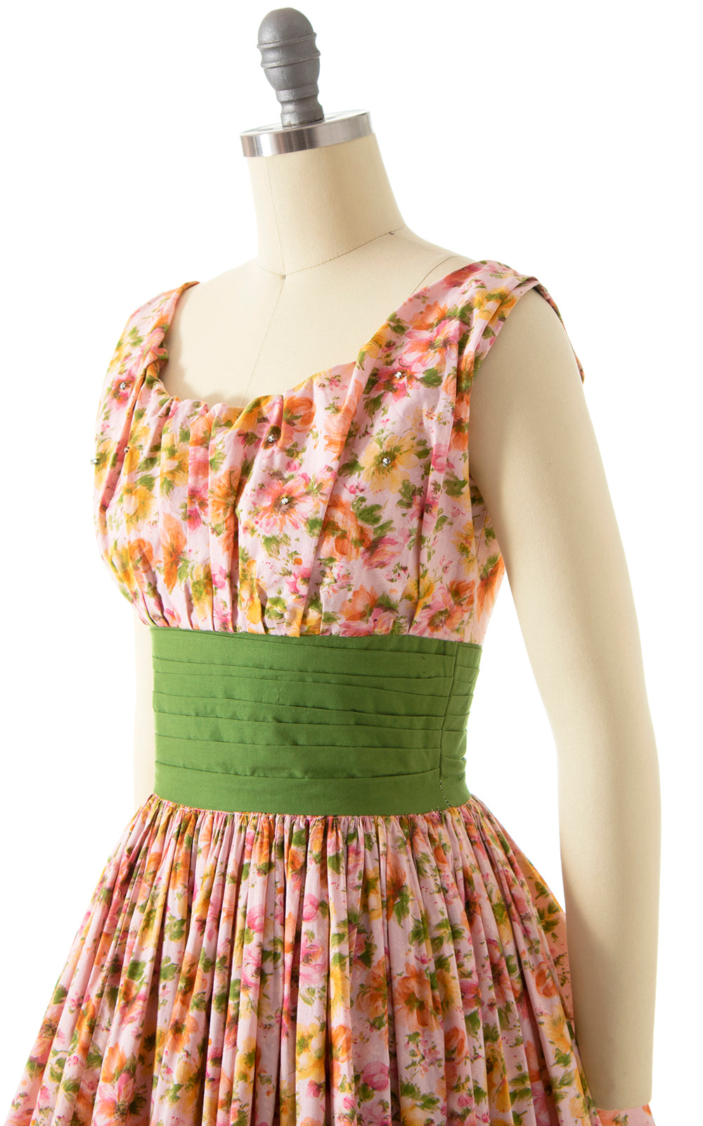 50s Soft Pink Floral outlet A-Line Dress with Rhinestones and Prockets 31