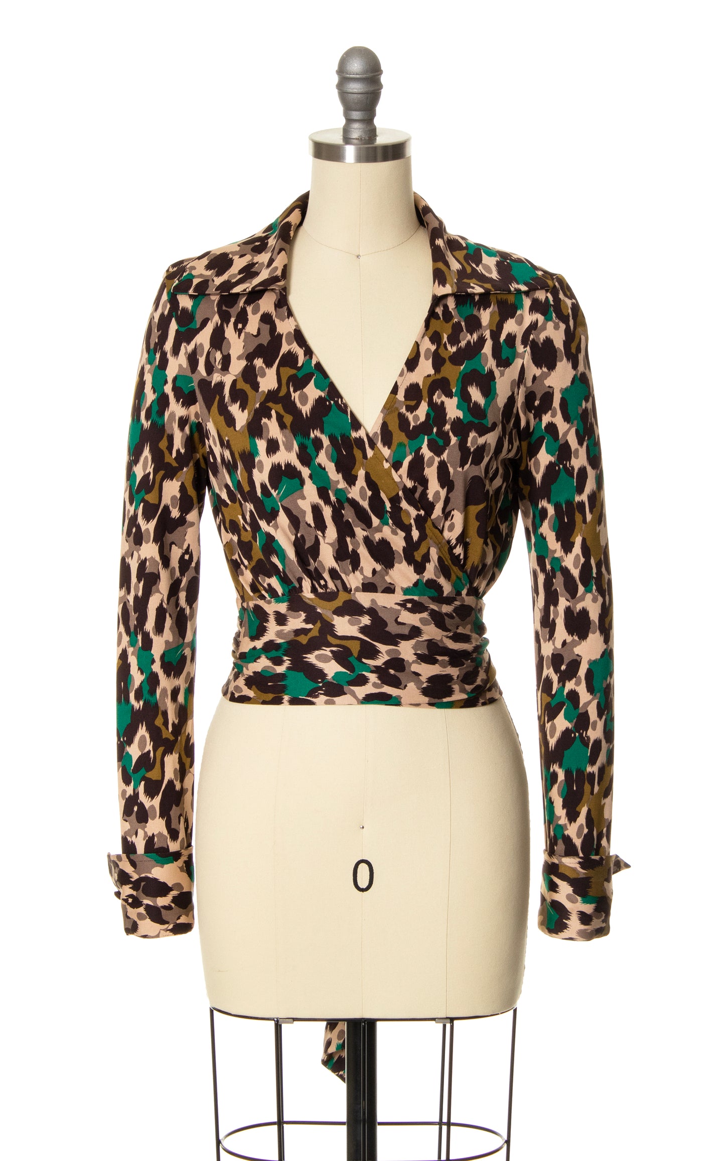 MODERN 1970s Style DIANE VON FURSTENBERG Leopard Print Silk Jersey Wrap Top | x-small/small