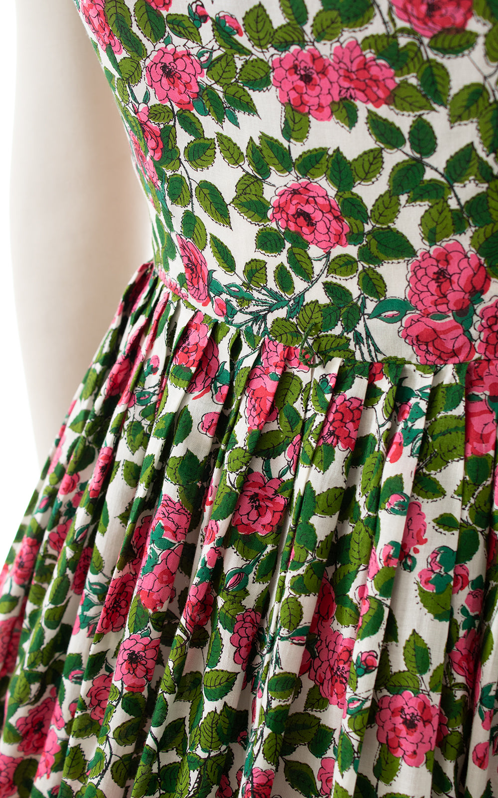 1950s Floral Keyhole Cotton Dress | small