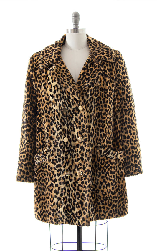 1960s 1970s Leopard Print Faux Fur Coat with Quilted Lining | large/x-large