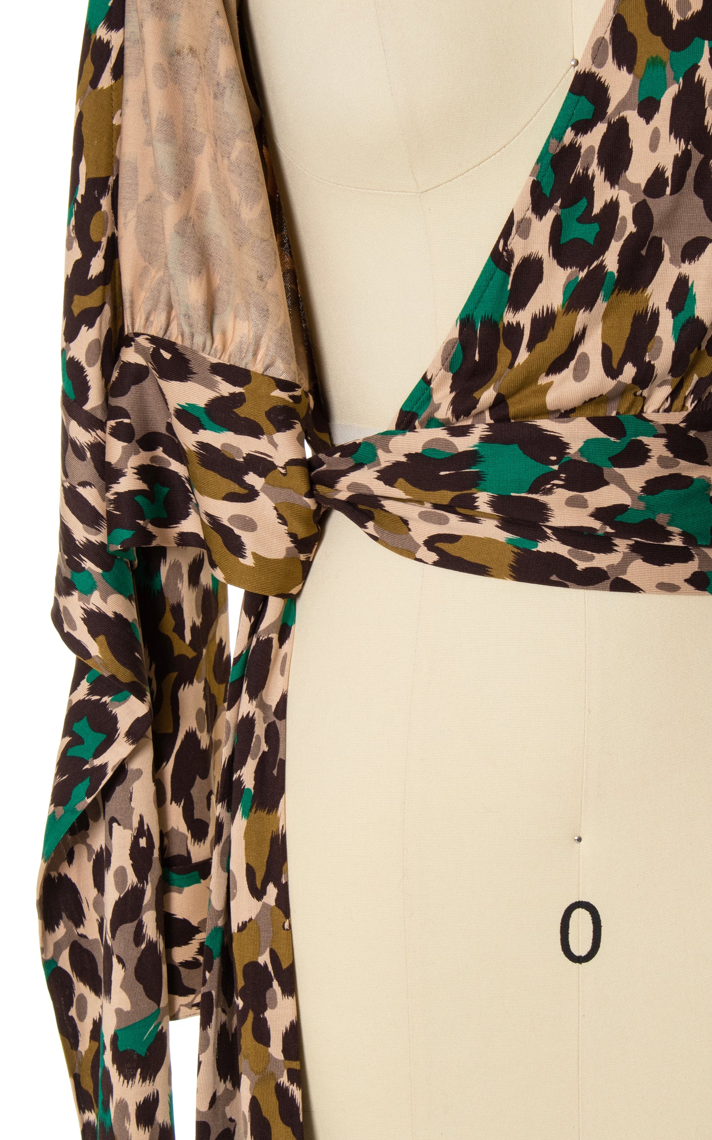MODERN 1970s Style DIANE VON FURSTENBERG Leopard Print Silk Jersey Wrap Top | x-small/small