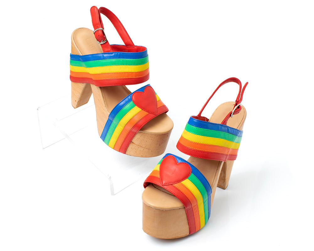 1970s 70s Vintage Style Hearts Rainbow Striped Platform Sandals Shoes size US 9 Birthday Life Vintage