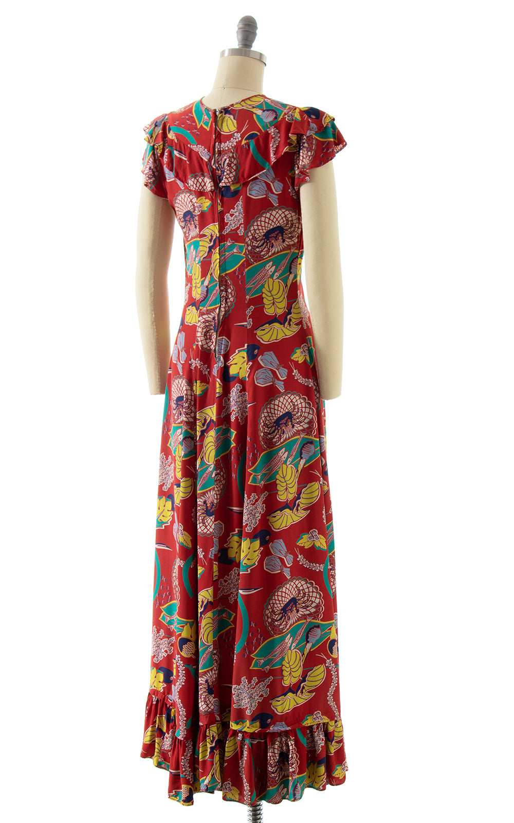 1940s "Fish and Poi by Garrey" Liberty House Novelty Print Rayon Hawaiian Hostess Gown BirthdayLifeVintage