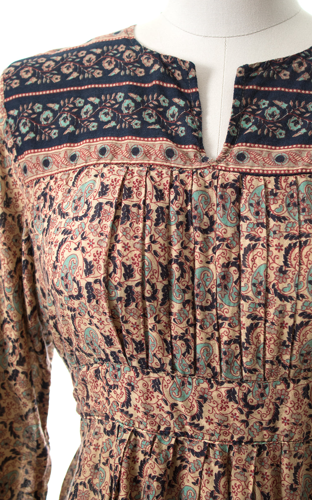 1970s Kaiser Floral Paisley Cotton Bishop Sleeve Dress