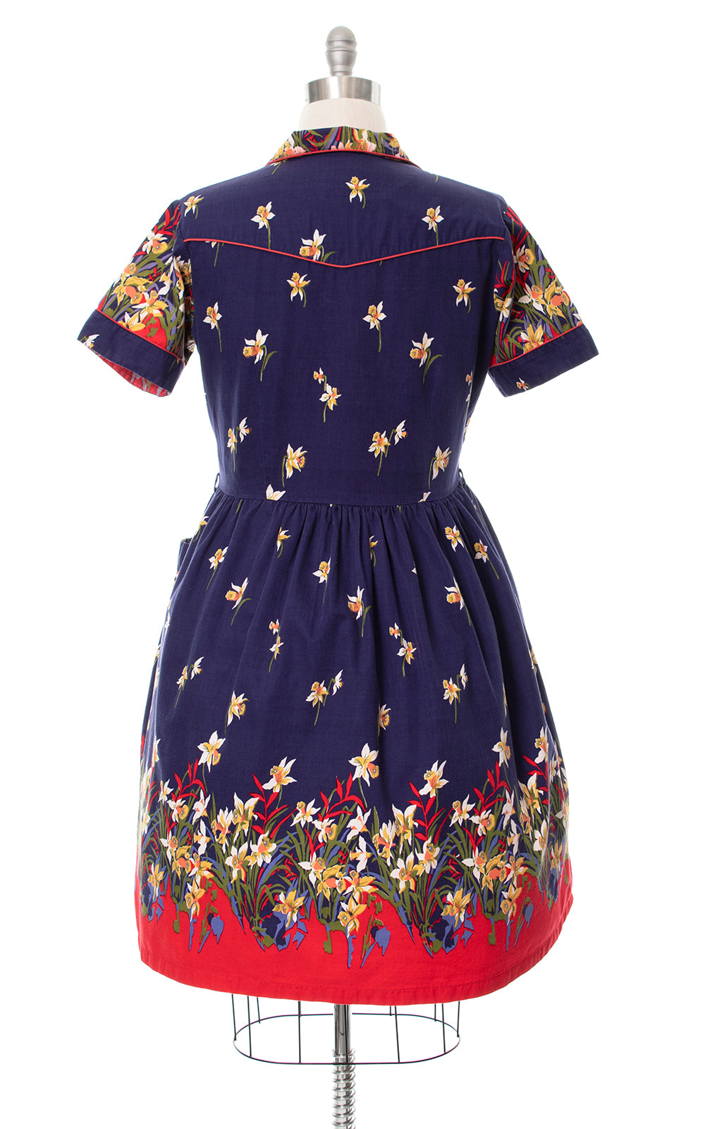 1970s Floral Border Print Shirtwaist Dress with Pockets | x-large