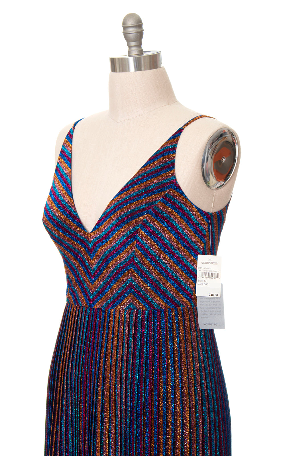 Modern 1970s Style DRESS THE POPULATION Metallic Pleated Dress | medium