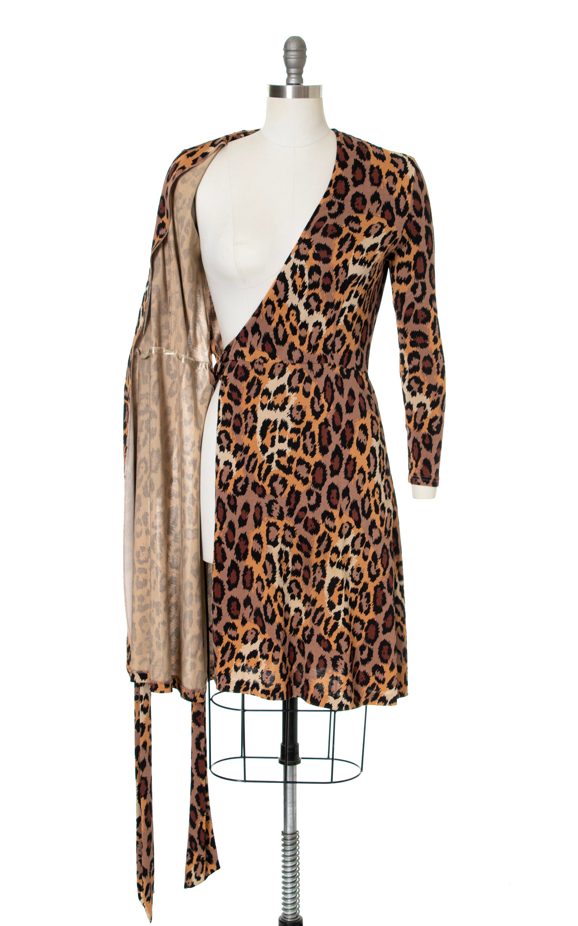 1990s DIANE VON FURSTENBERG Leopard Print Silk Wrap Dress small medi Birthday Life Vintage