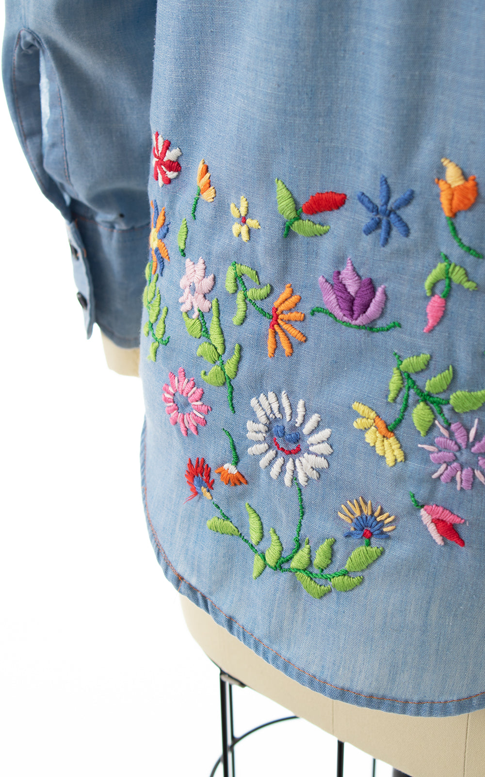1970s Embroidered Chambray Blouse | x-small/small