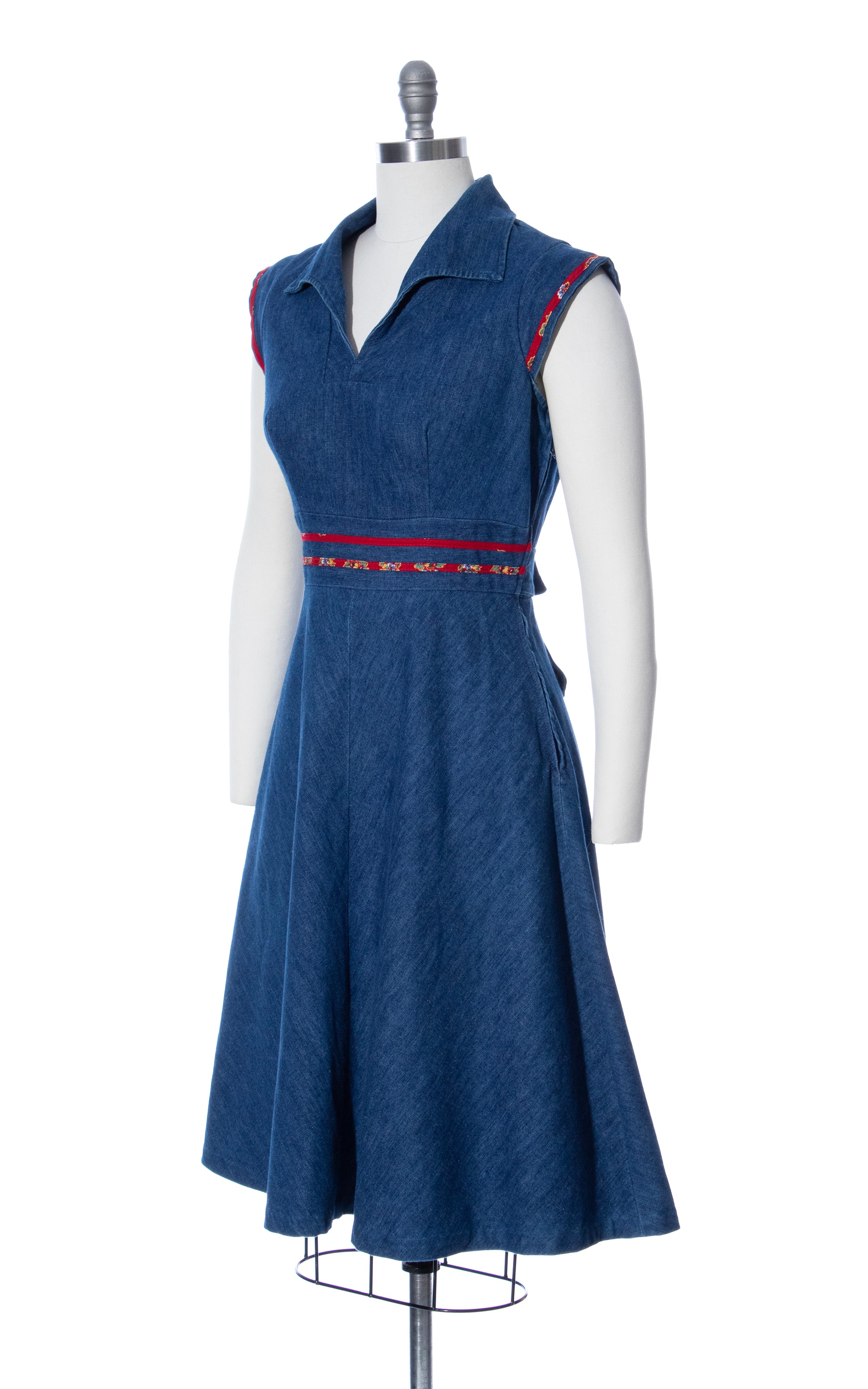 1970s Calico Trim Denim Tie Waist Dress | small/medium Birthday Life Vintage 1970s Calico Trim Denim Tie Waist Dress | small/medium Birthday Life Vintage