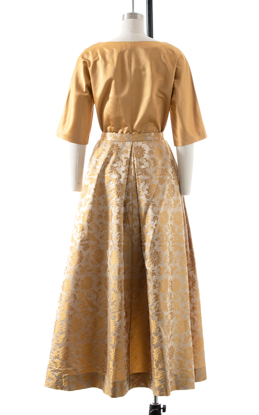 BLV x DEANNA || 1960s DYNASTY 3-Piece Silk Satin Lounge Set | small