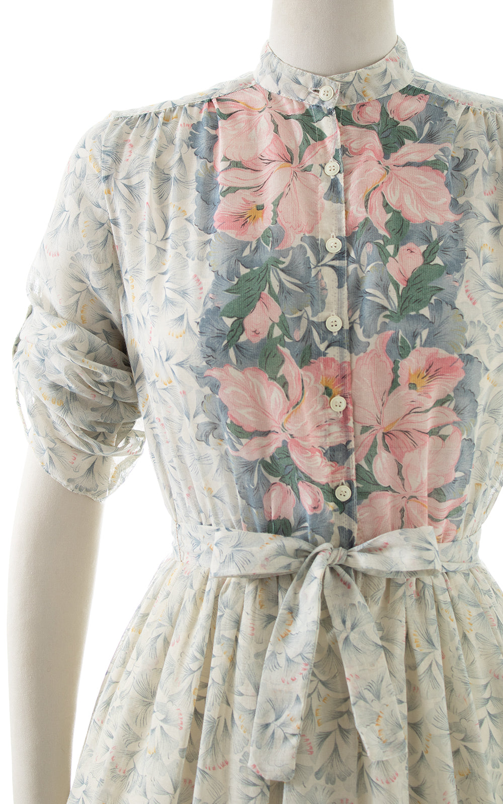 1970s Floral Border Print Shirtwaist Dress | small/medium