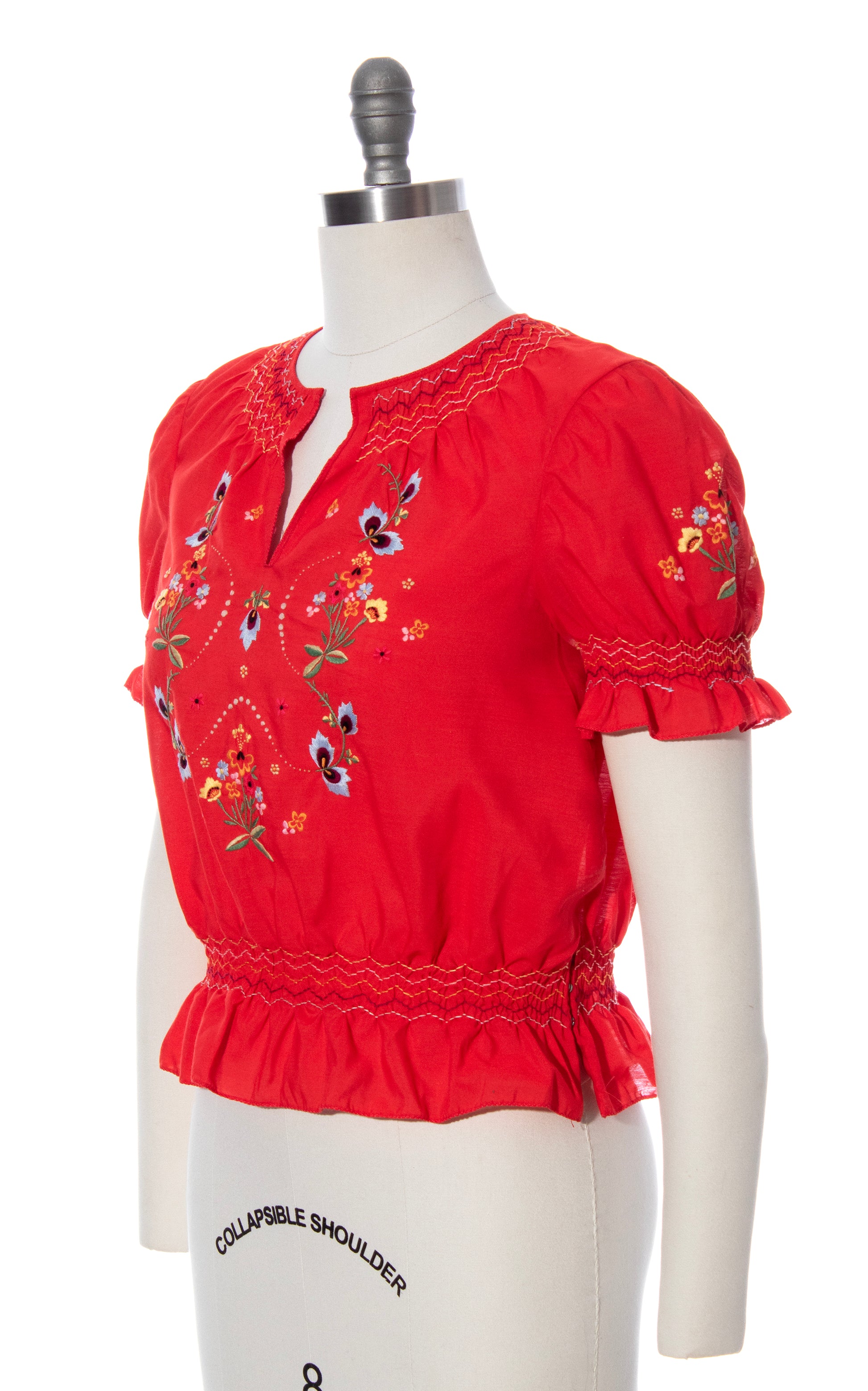 Vintage 70s 1970s Floral Embroidered Red Puff Sleeve Cropped Peasant Top BirthdayLifeVintage