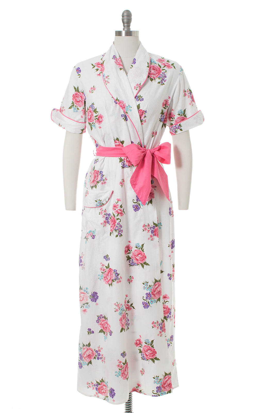 1940s 1950s Pink Rose Printed Cotton Robe