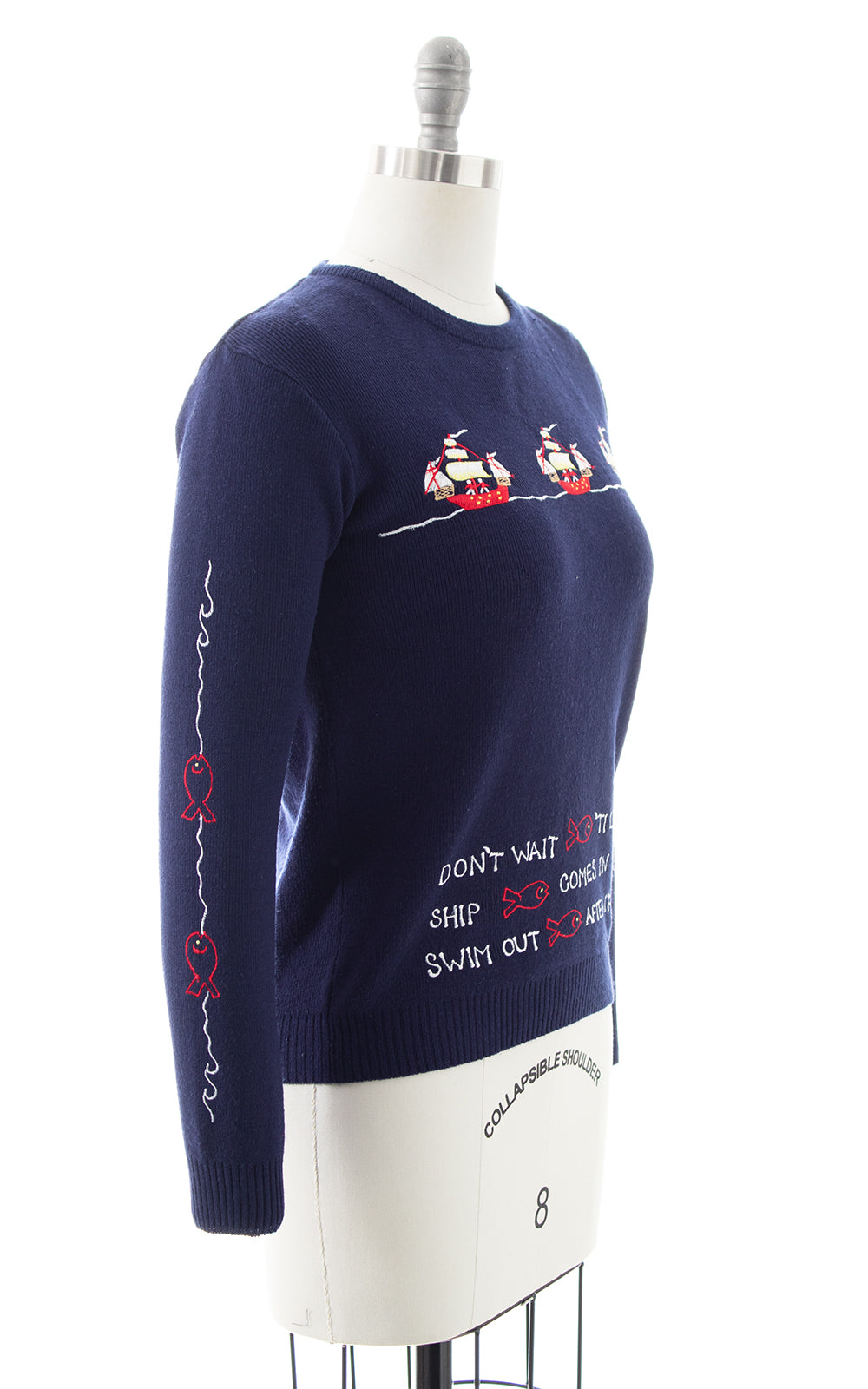 1970s "Swim After It" Fish Novelty Embroidered Sweater | medium/large