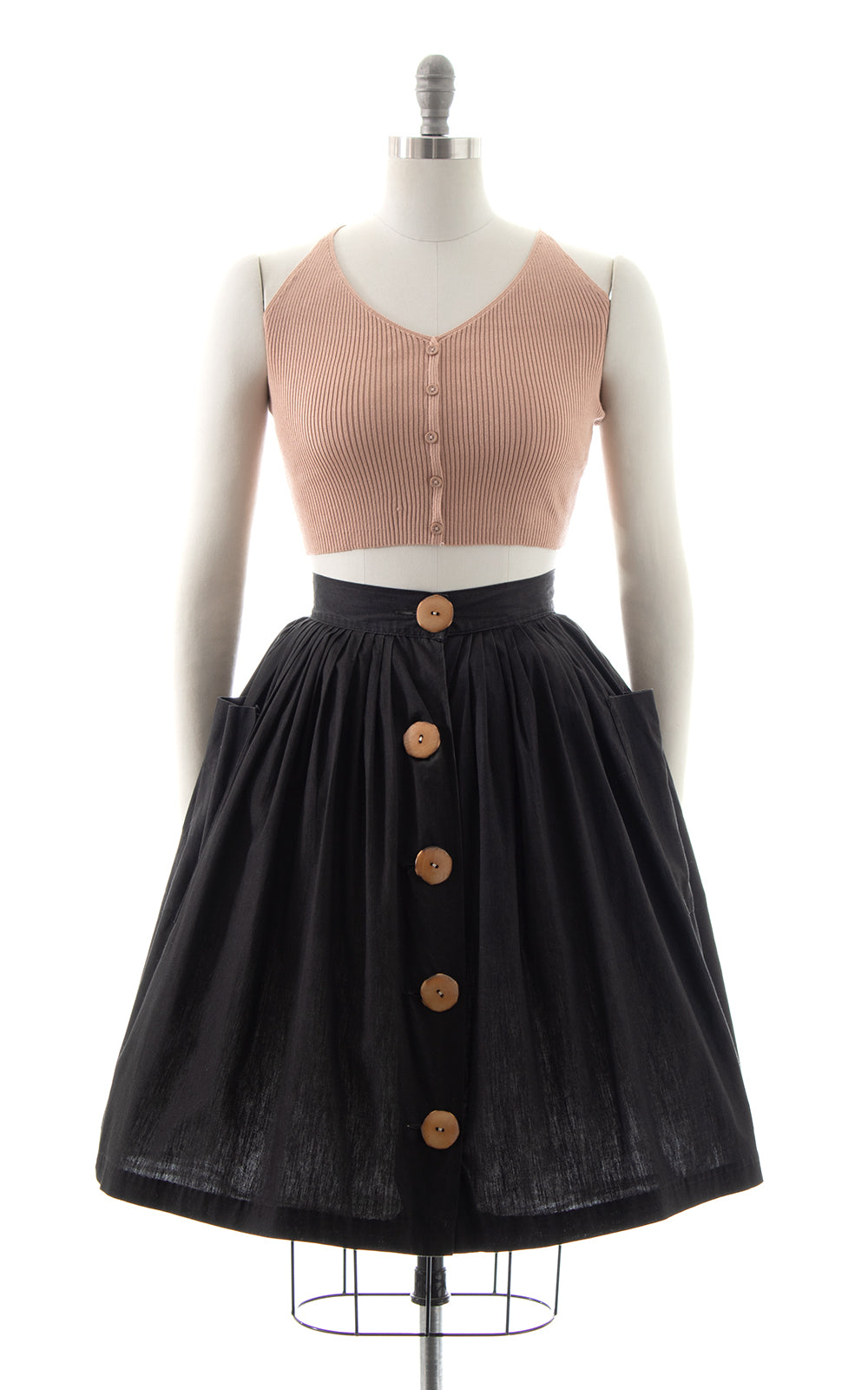 1950s Skirt with Big Pockets & Big Buttons | BirthdayLifeVintage