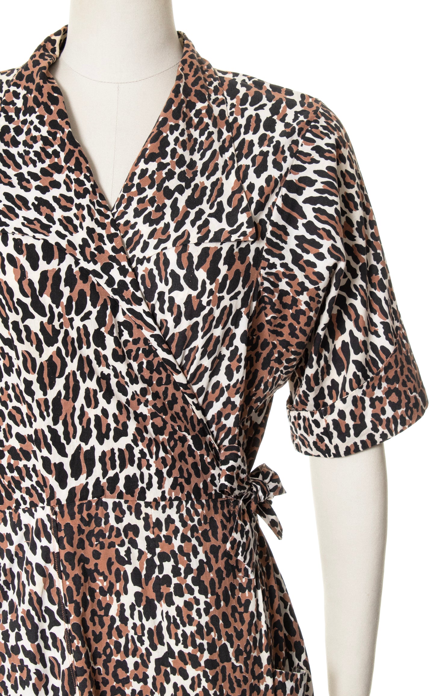 1970s Leopard Print Maxi Wrap Dress | small/medium