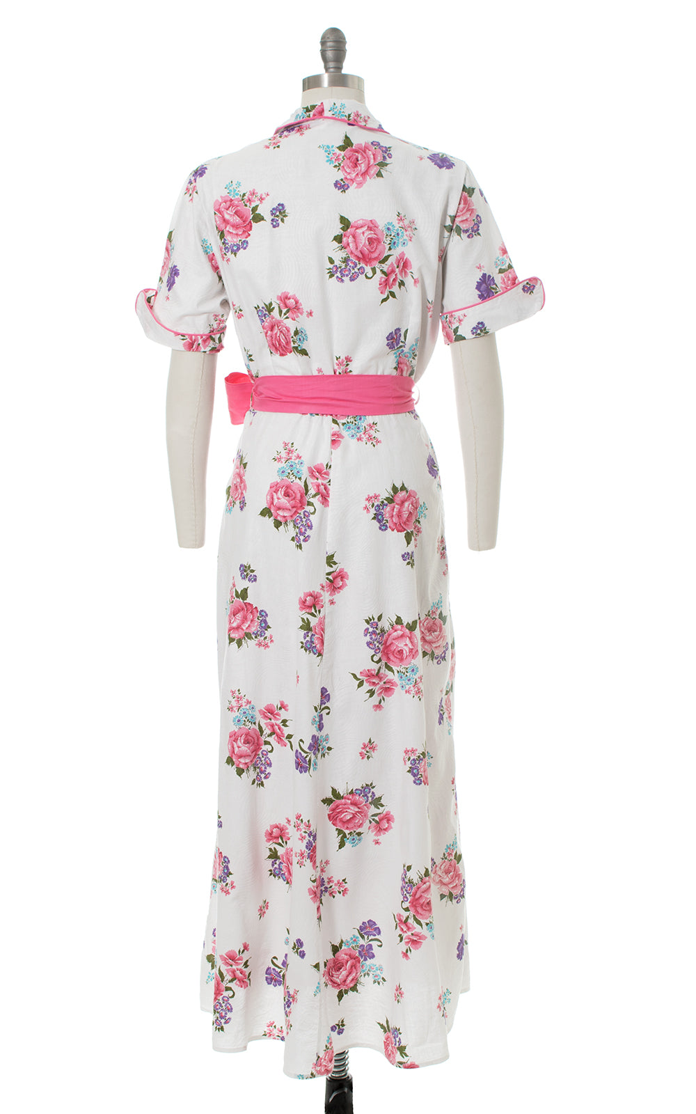 1940s 1950s Pink Rose Printed Cotton Robe