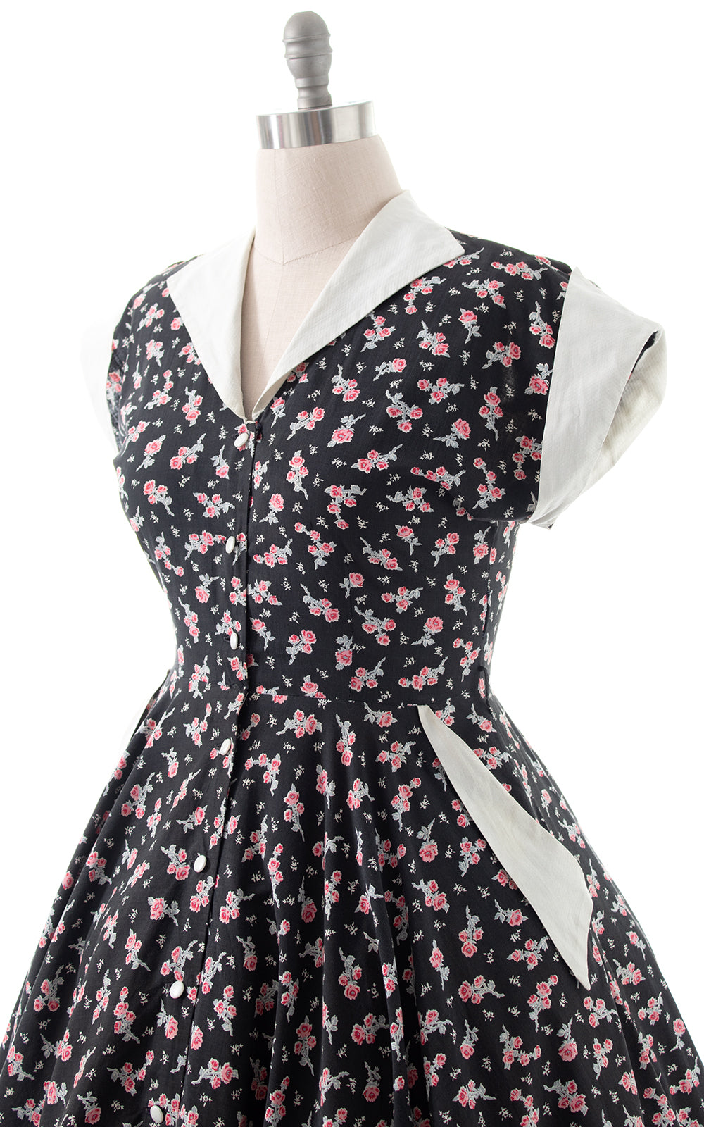 1950s Roses Shirtwaist Dress with Pockets | large