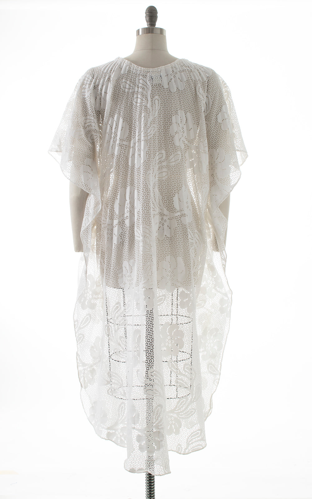 $65 DRESS SALE /// 1970s White Lace Kaftan | x-small/small/medium/large/x-large