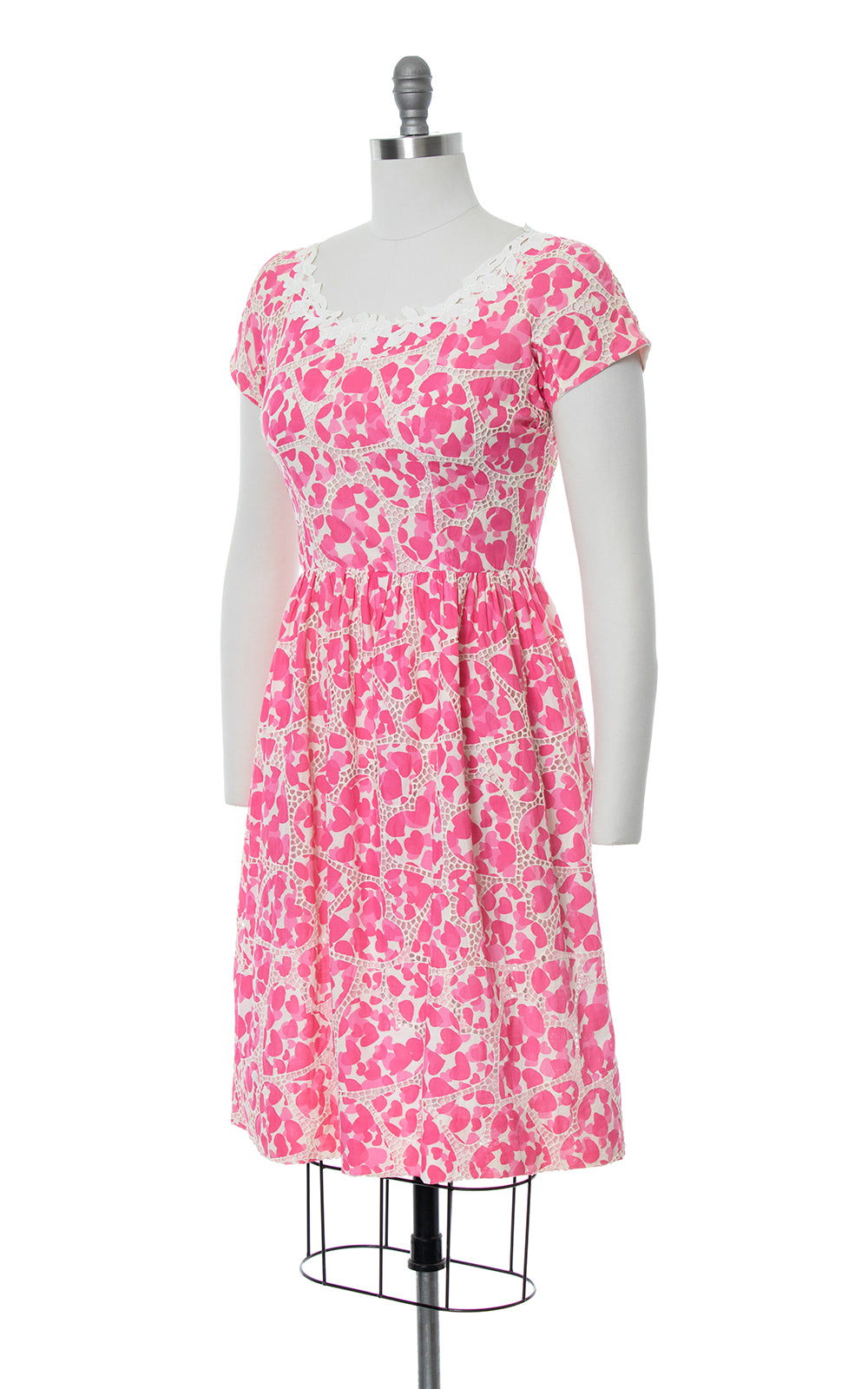 1950s Heart Novelty Print Lace & Cotton Dress | small