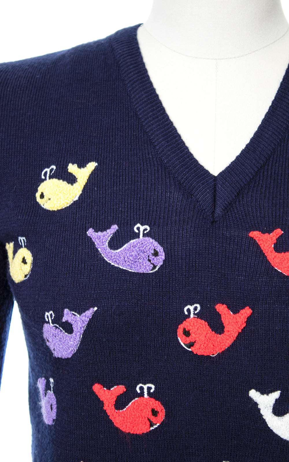 Vintage 1970s "Have a Whale of a Time" Novelty Knit Navy Blue Sweater small medium Birthday Life Vintage