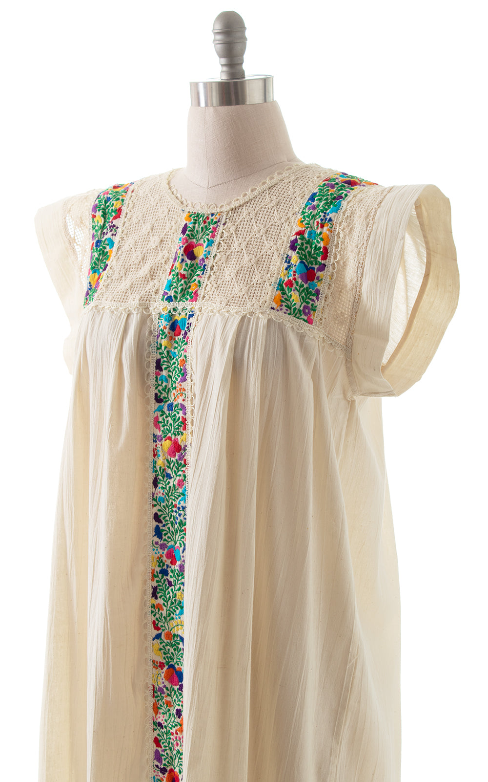 1970s Floral Embroidered Crochet Dress BirthdayLifeVintage