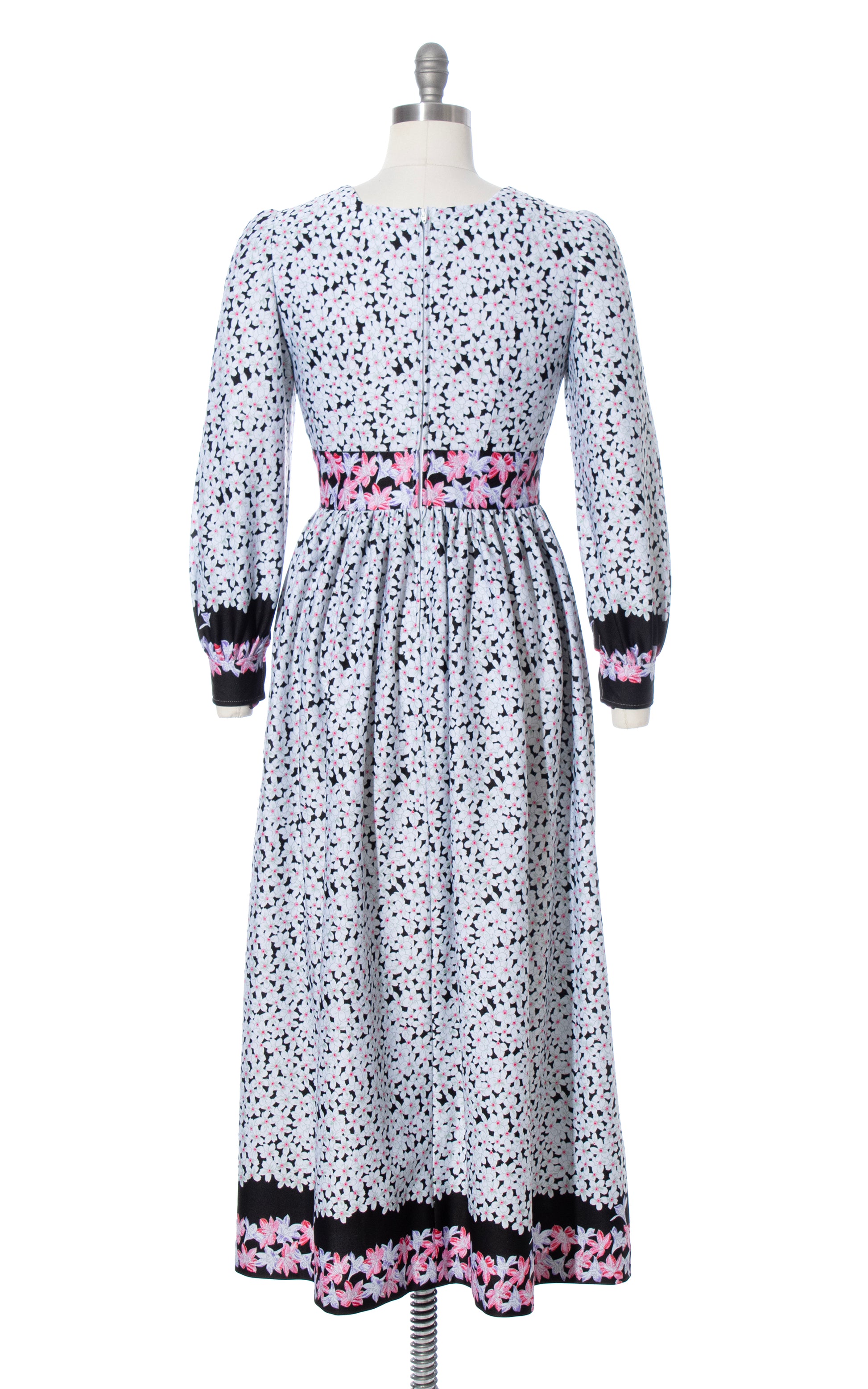 Vintage 70s 1970s Floral Border Print White Long Sleeve Maxi Dress BirthdayLifeVintage