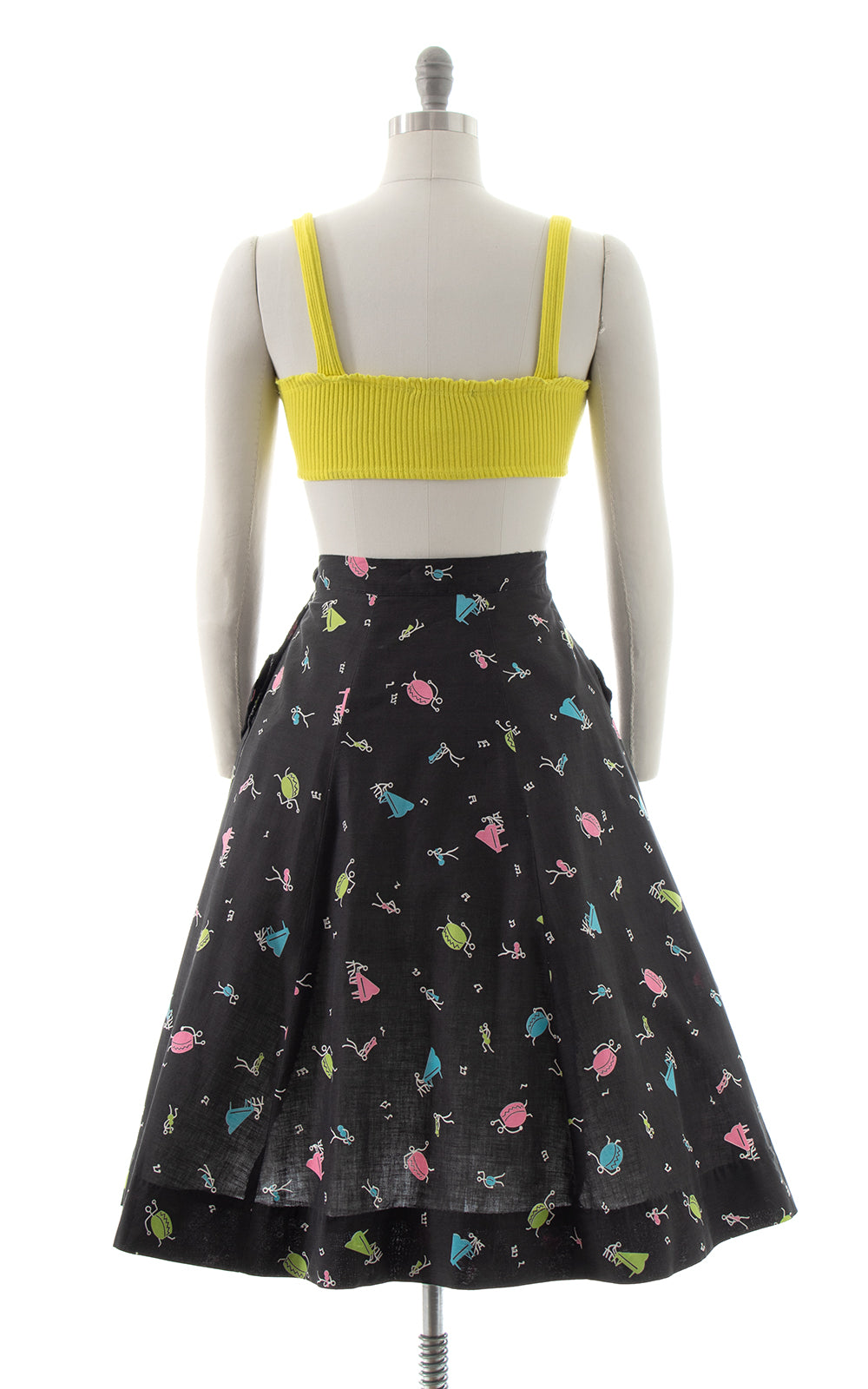 1950s Stick Figure Musicians Skirt with Pockets | BirthdayLifeVintage