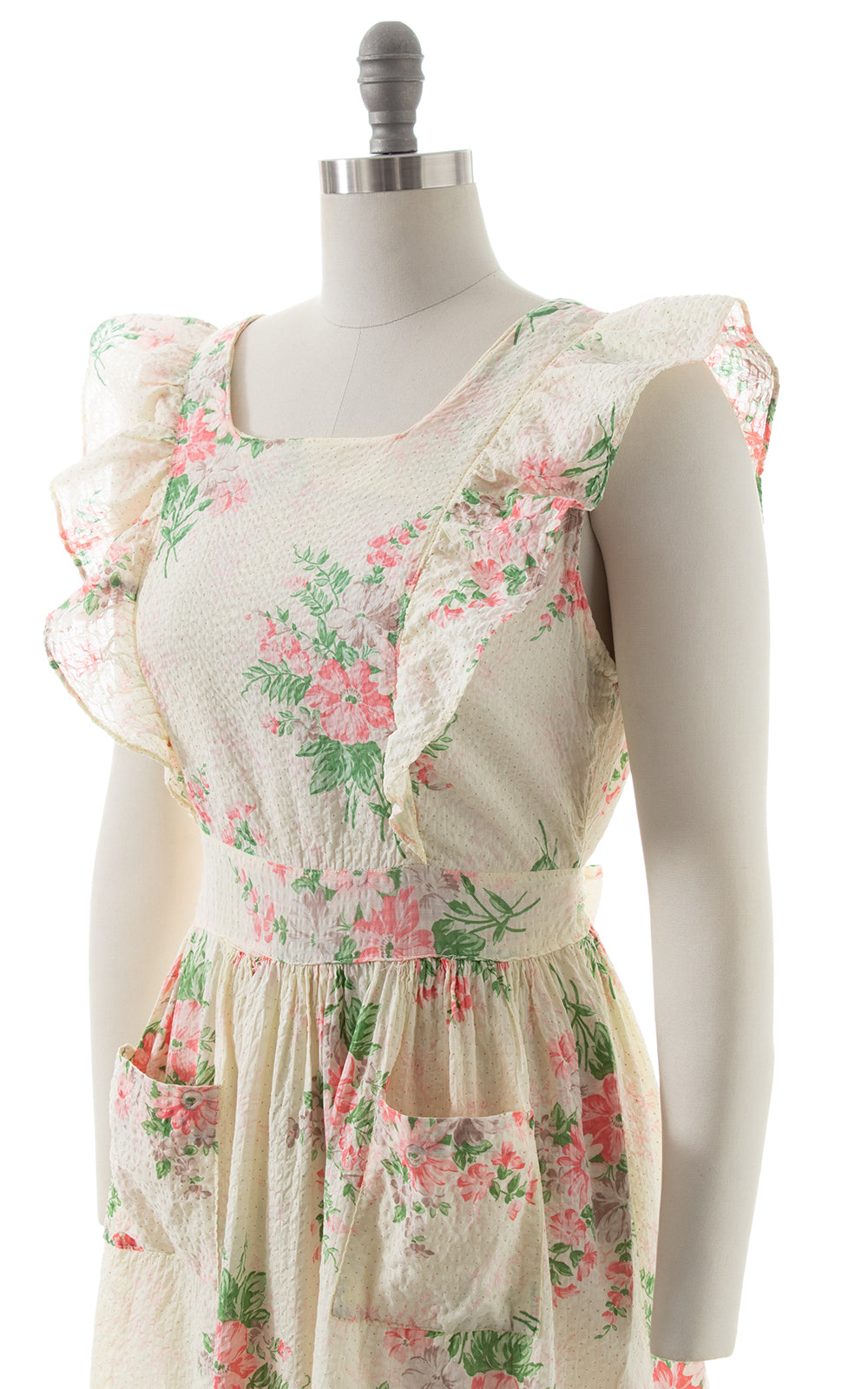 1940s Floral Seersucker Button-Back Dress | medium