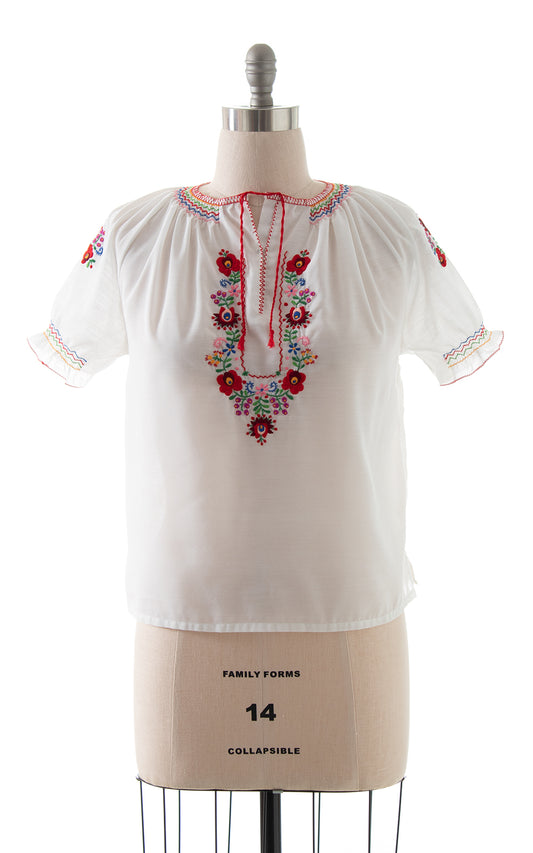 1970s Floral Embroidered Peasant Top