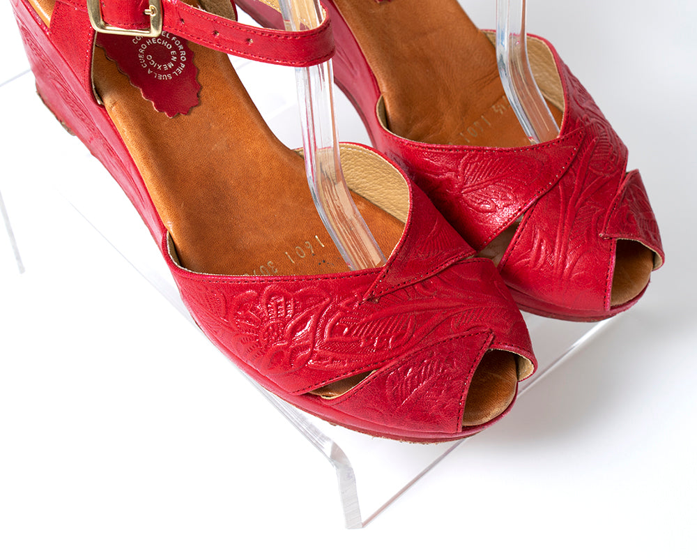 1940s Style Red Tooled Leather Wedge Sandals | US 8.5/9
