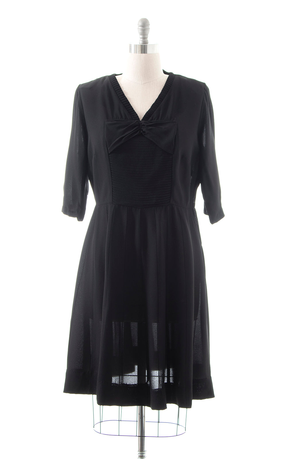 1940s Black Rayon Pintuck Dress | x-large