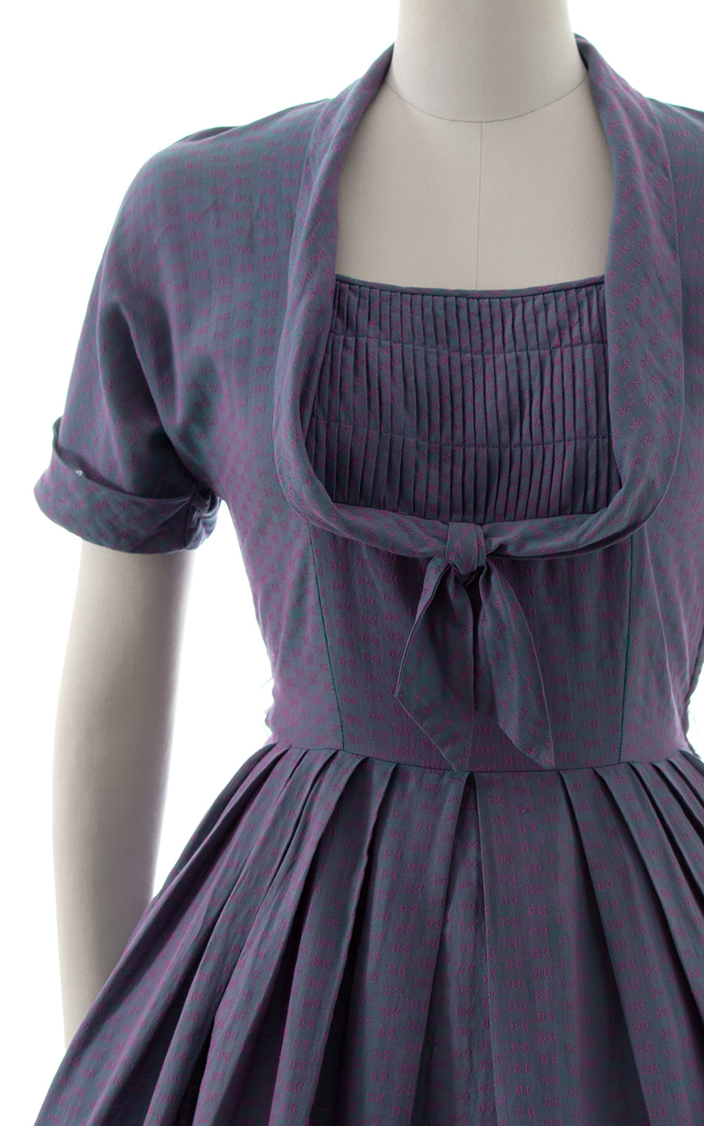 1950s Ben Art Sharkskin Cotton Day Dress | small | BirthdayLifeVintage