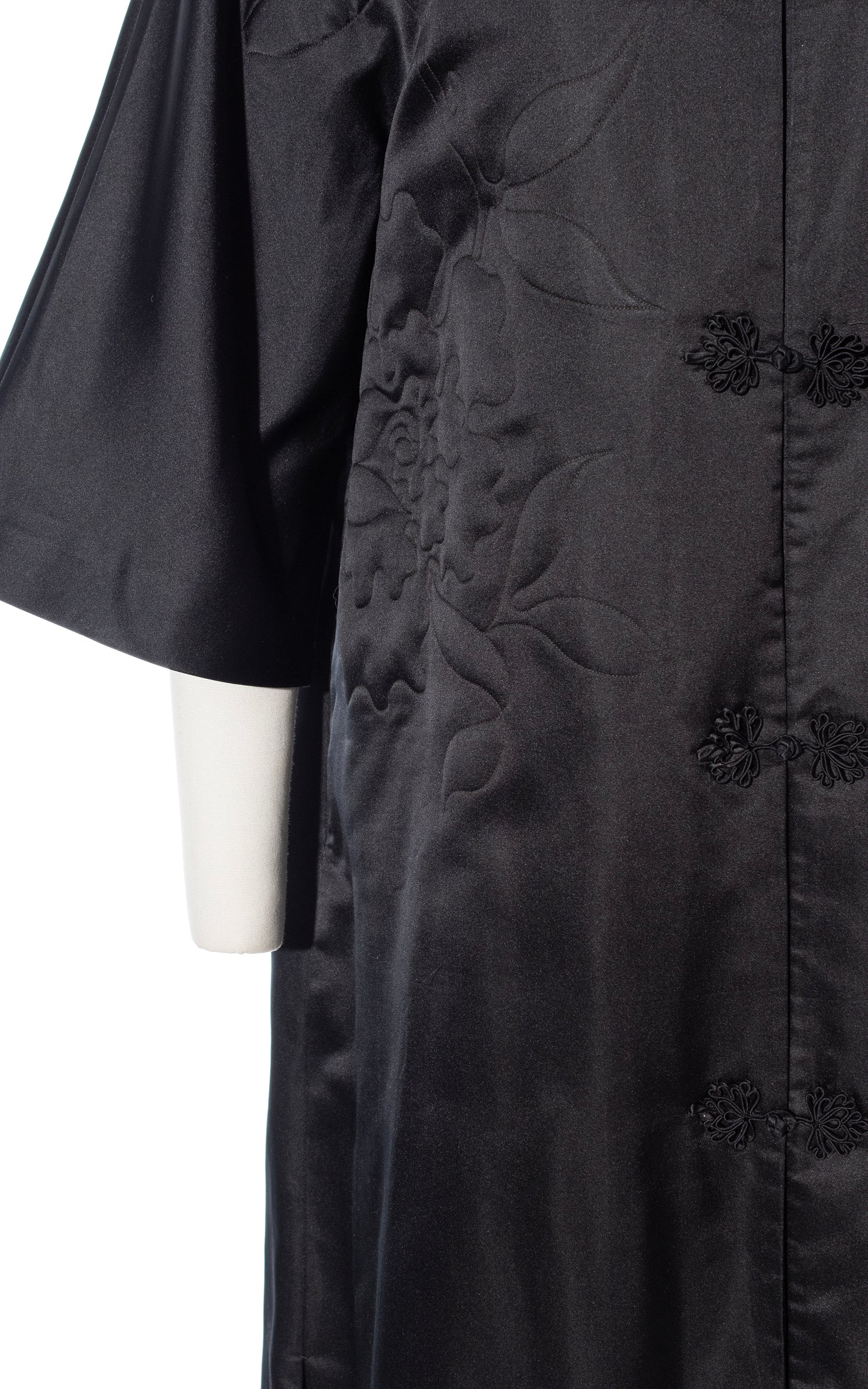 VIntage 60s 1960s DYNASTY Floral Stitched Silk Satin Asian Opera Coat BirthdayLifeVintage