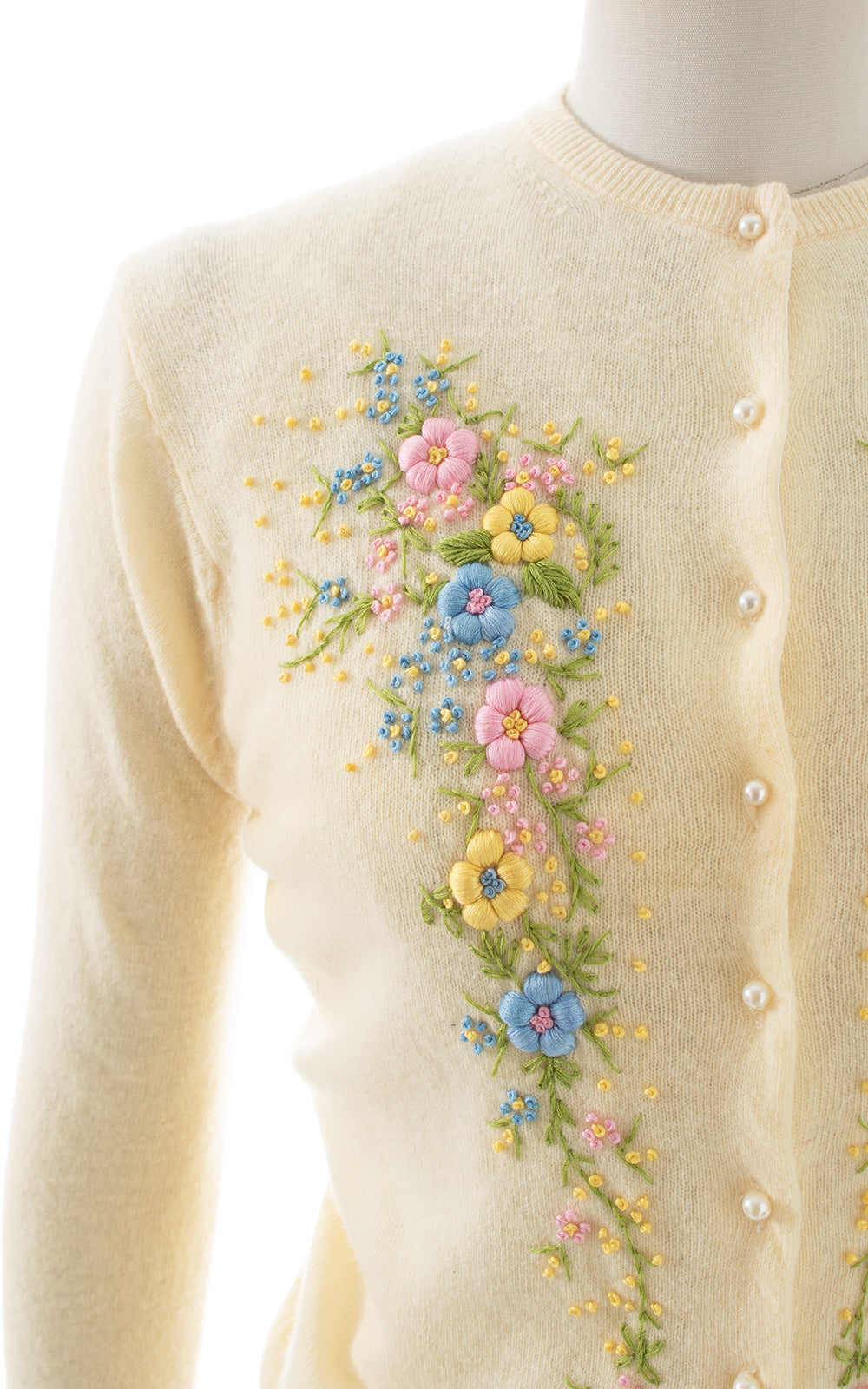 1960s Pastel Floral Embroidered Wool Cardigan | medium/large