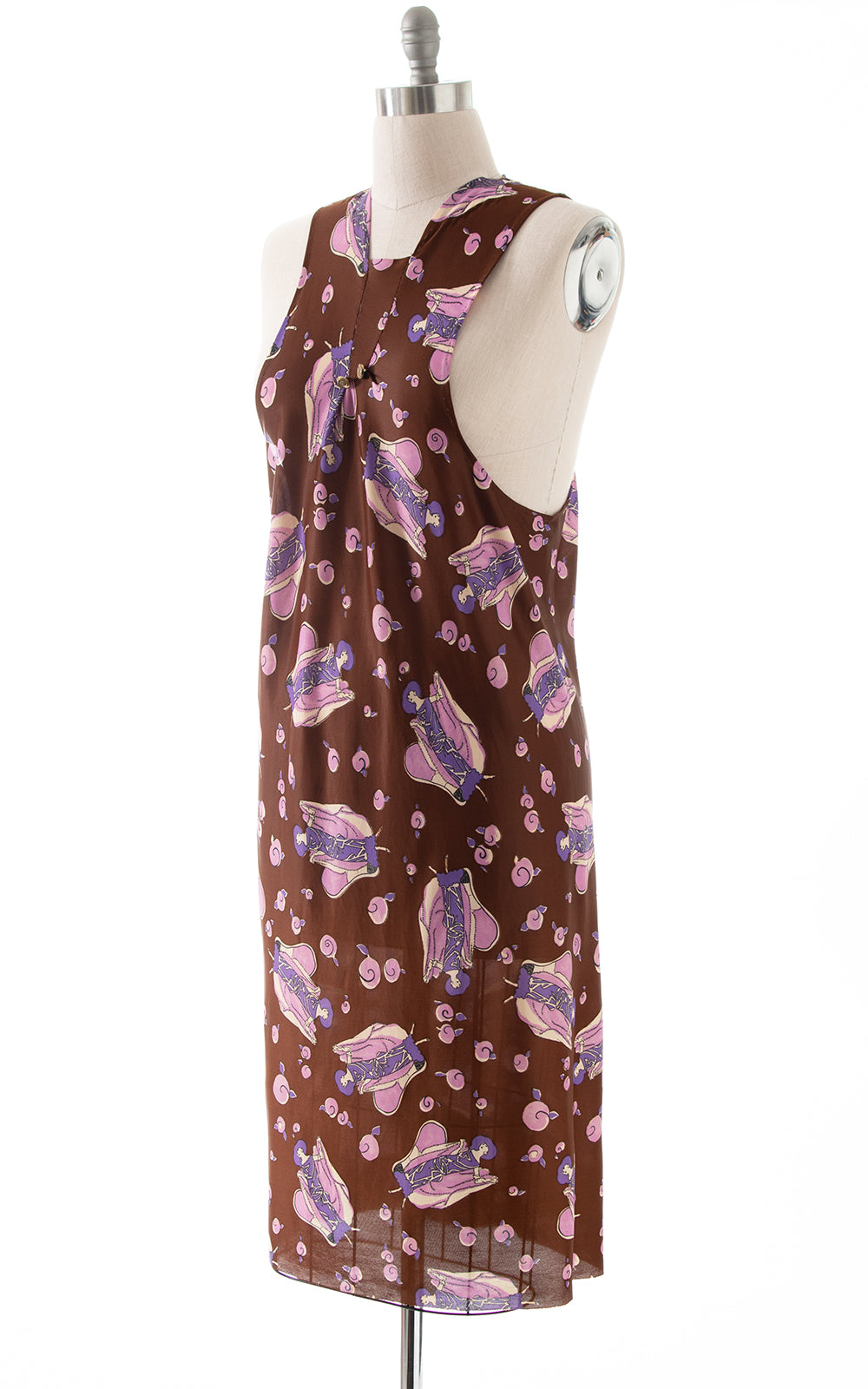 1970s Art Deco Lady Novelty Print Dress | medium/large