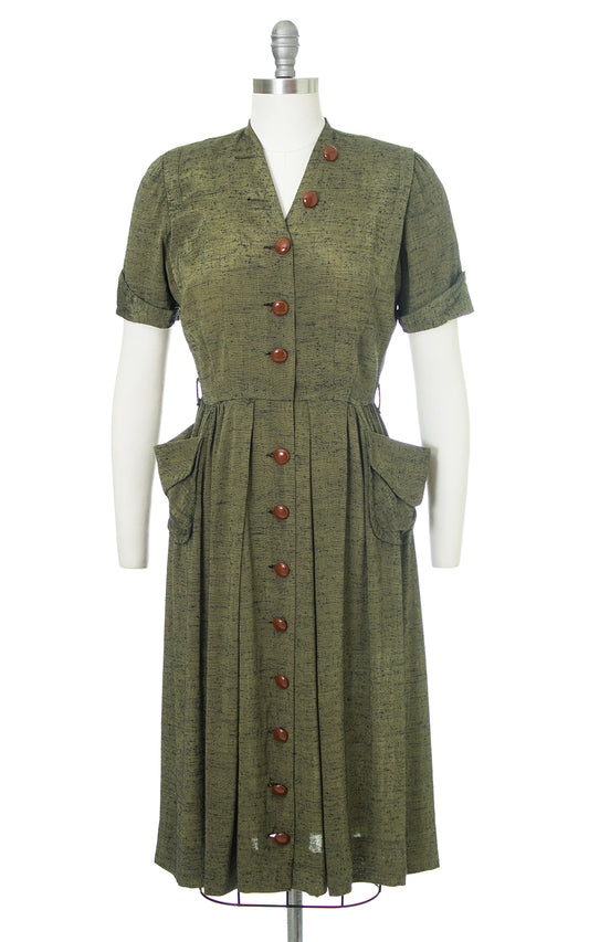 1940s 1950s Green Sharkskin Shirtwaist Dress