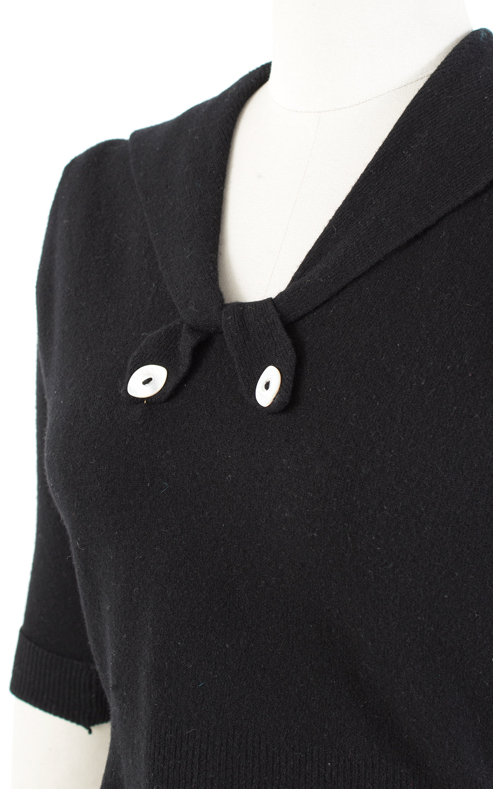 1950s Sailor Collar Knit Black Cropped Wool-Blend Sweater | medium/large