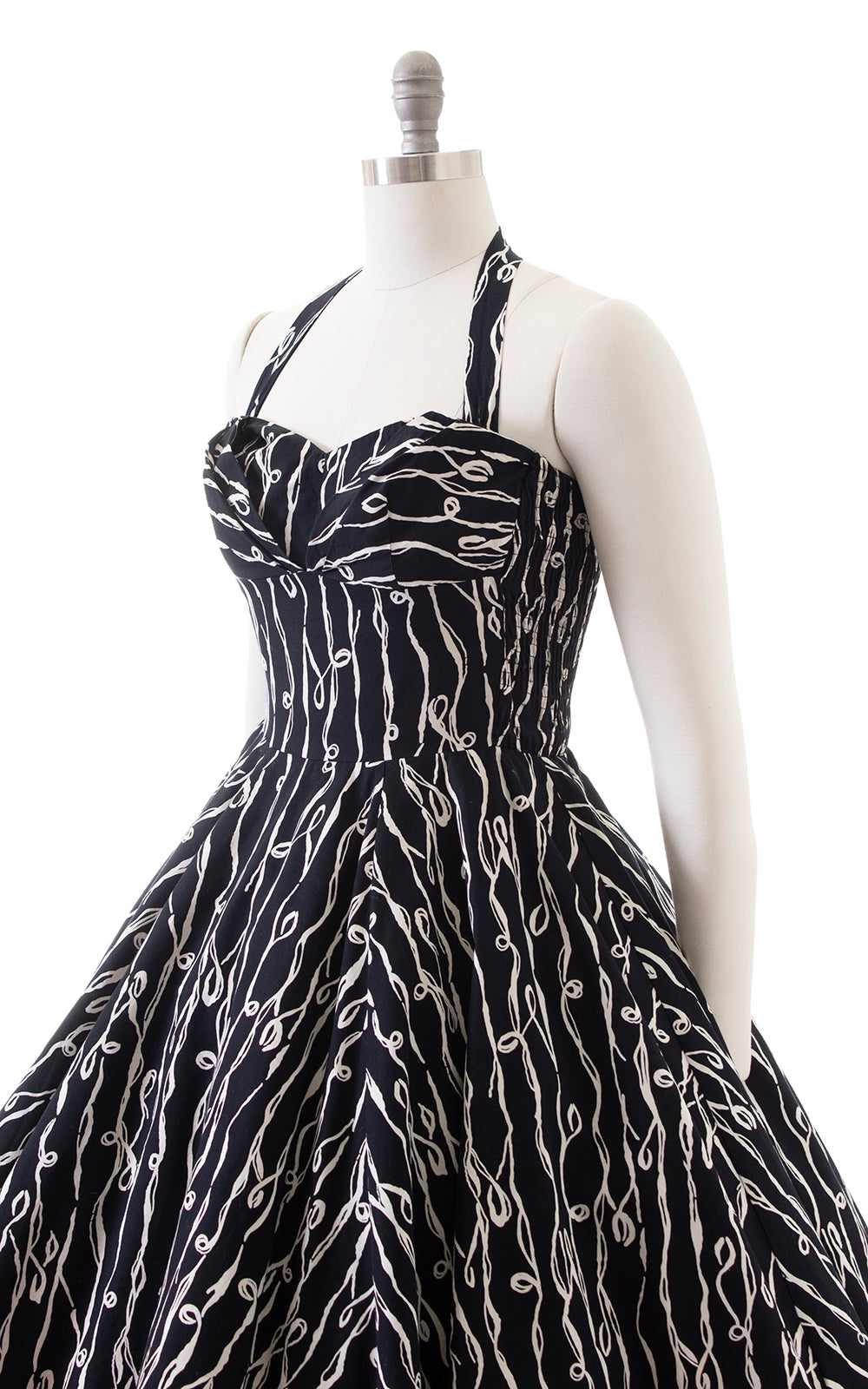 Modern 1950s Style GIRLS FROM SAVOY Smocked Printed Halter Sundress | small/medium