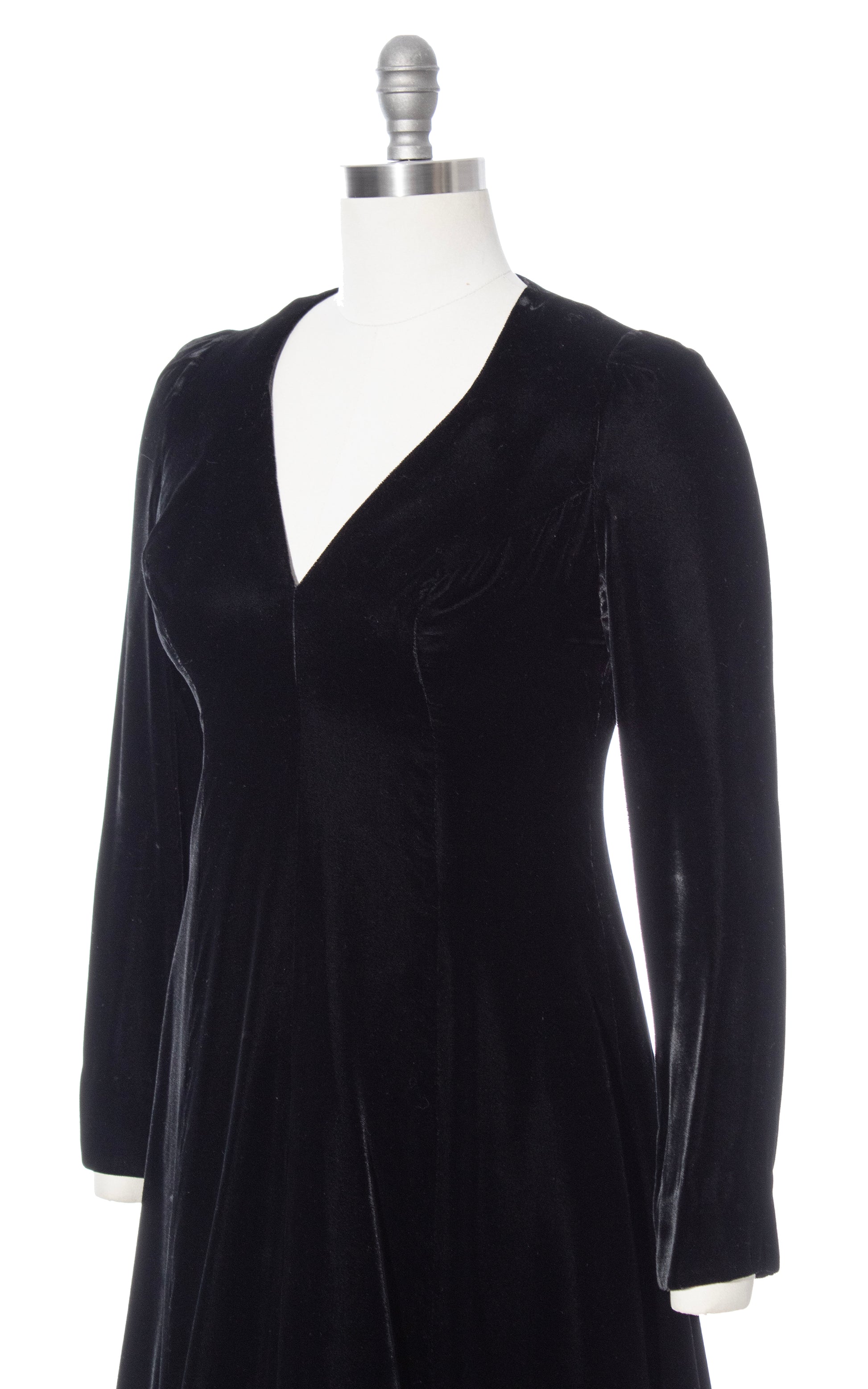 Vintage 60s 1960s MISS ELLIETTE Feathered Black Velvet Dress BirthdayLifeVintage