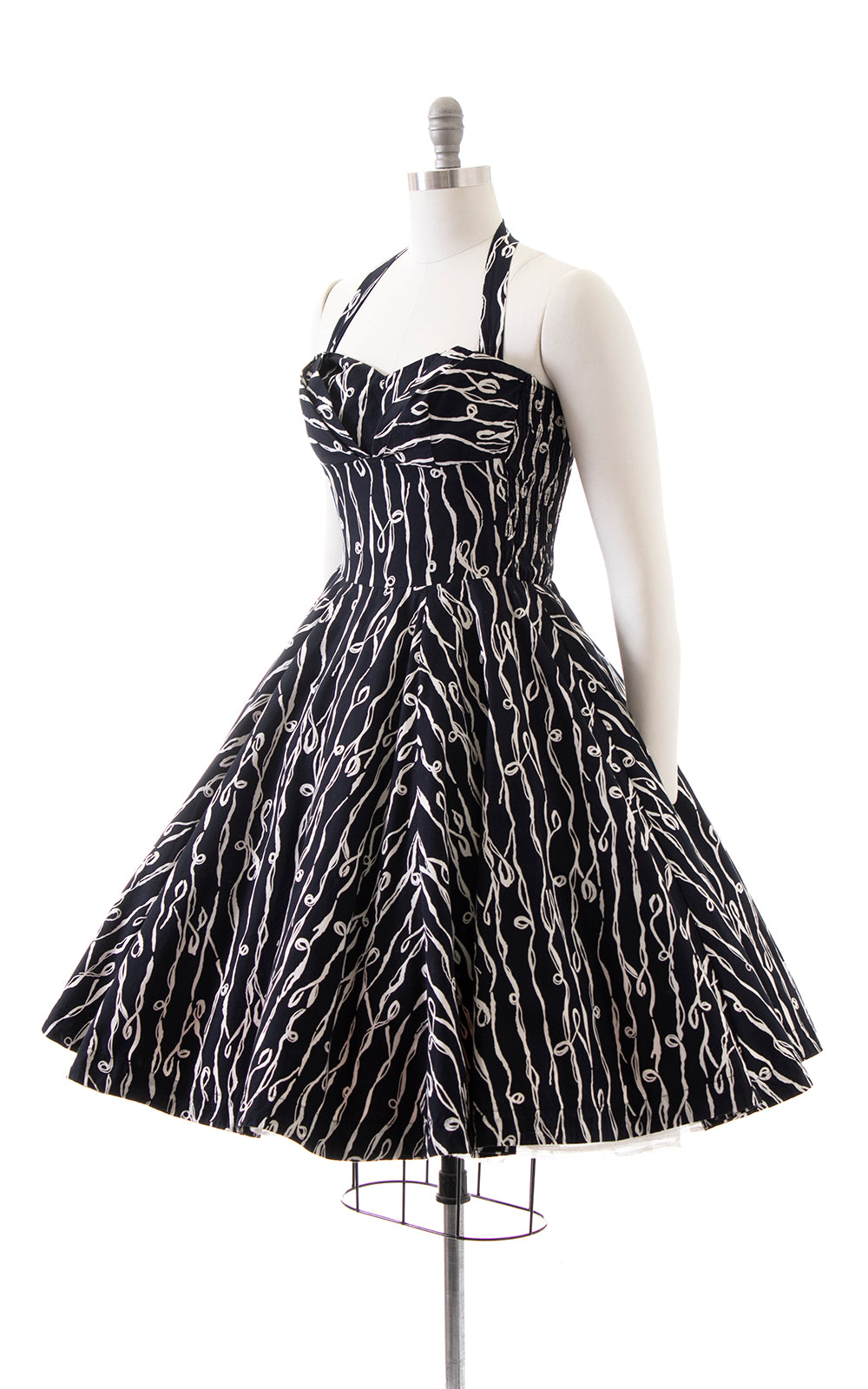 Modern 1950s Style GIRLS FROM SAVOY Smocked Printed Halter Sundress | small/medium