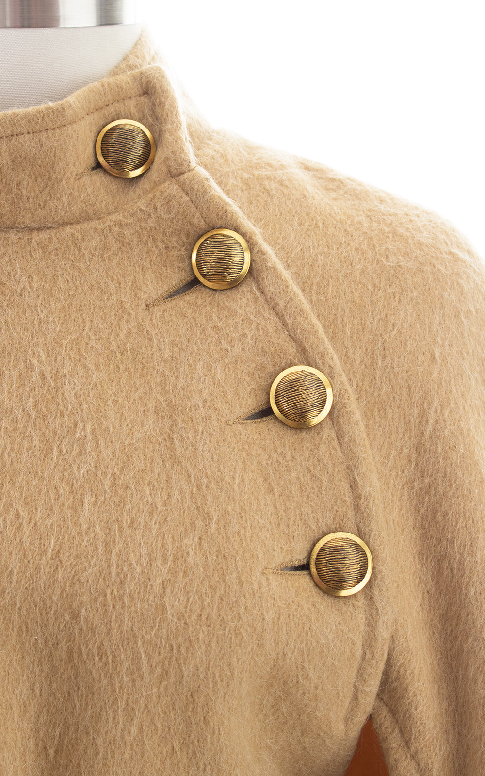 1960s 1970s Beige Wool Belted Cape