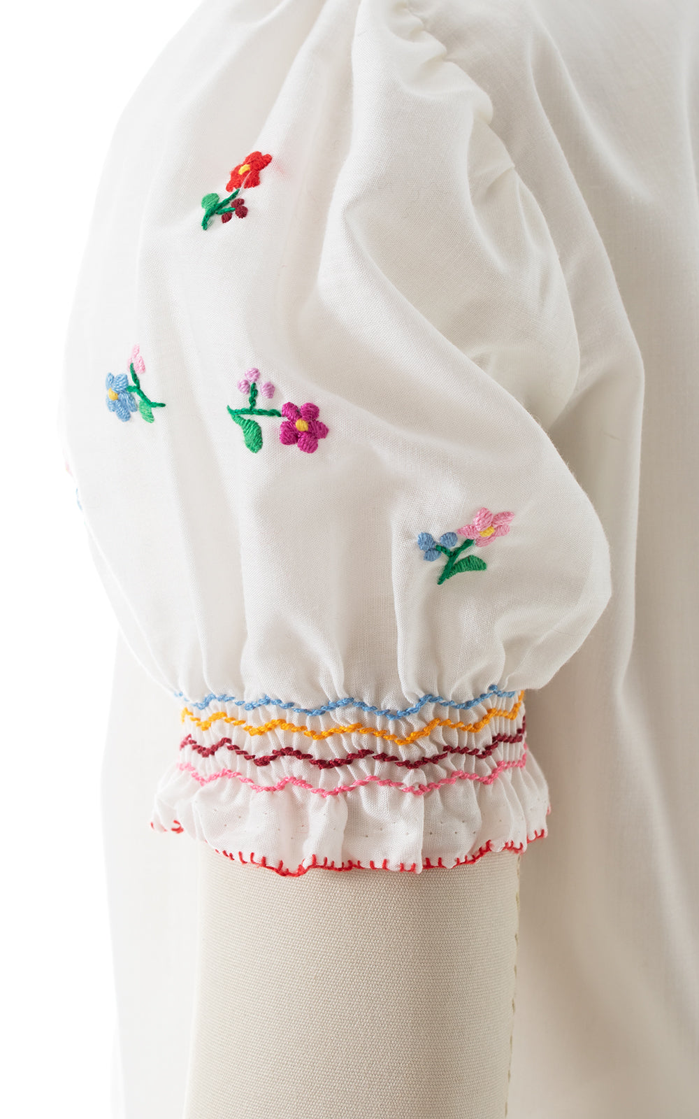 1970s Floral Embroidered Peasant Top | small/medium