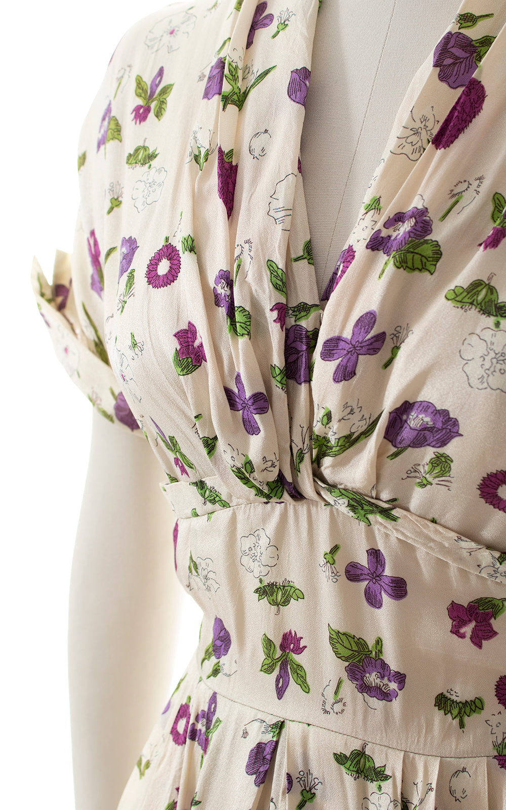1950s Purple Floral Dress BirthdayLifeVintage