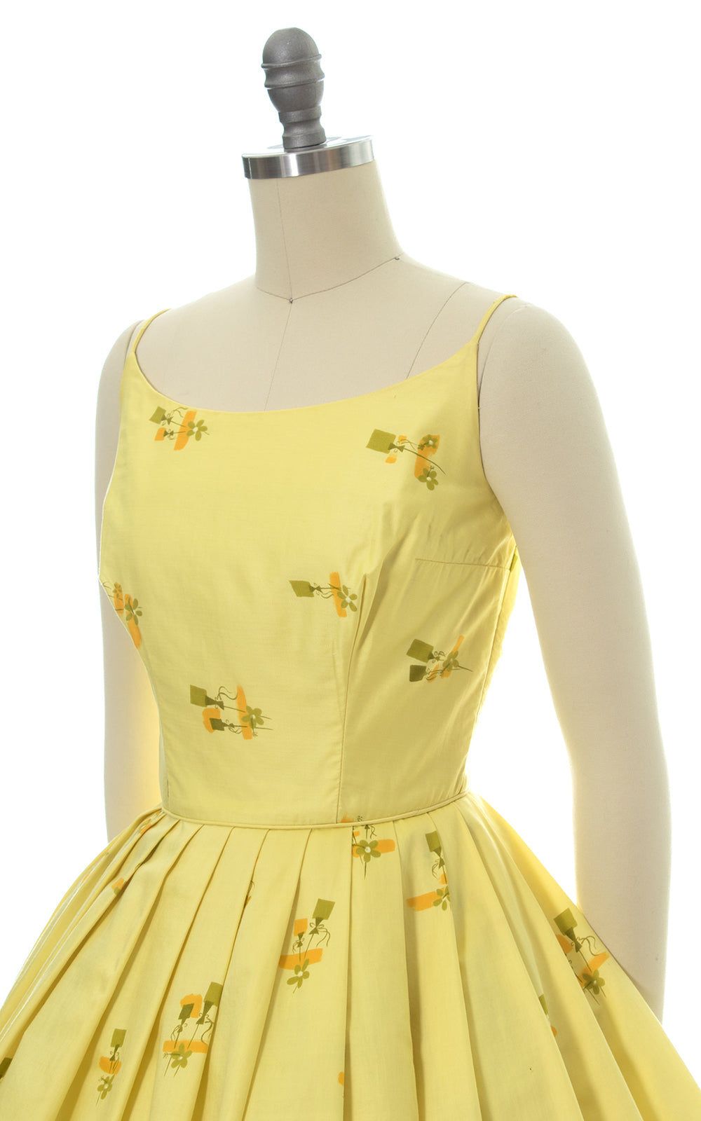 1950s Hawaiian Floral Border Print Sundress