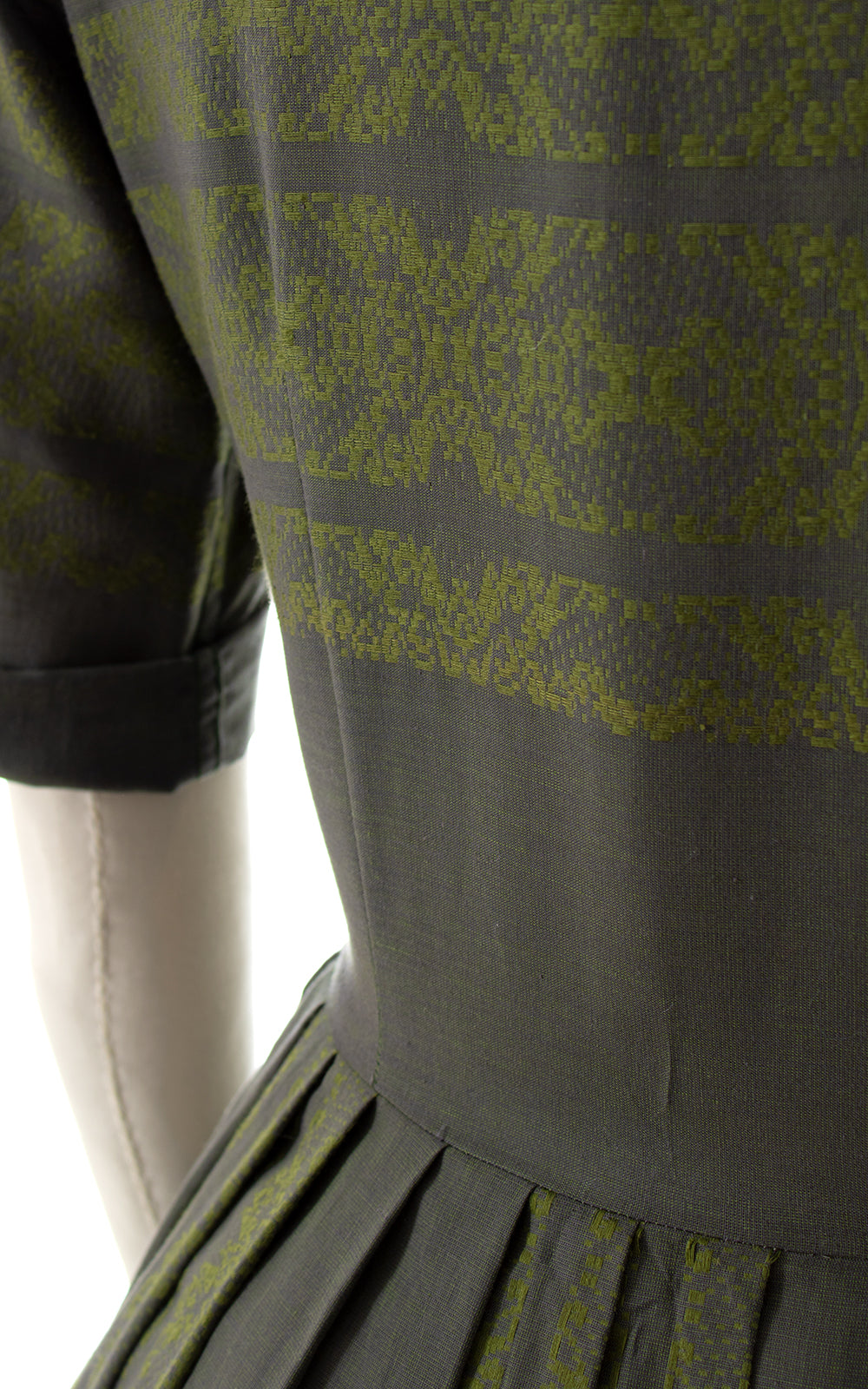 1950s Geometric Olive Shirtwaist Dress | small | BirthdayLifeVintage