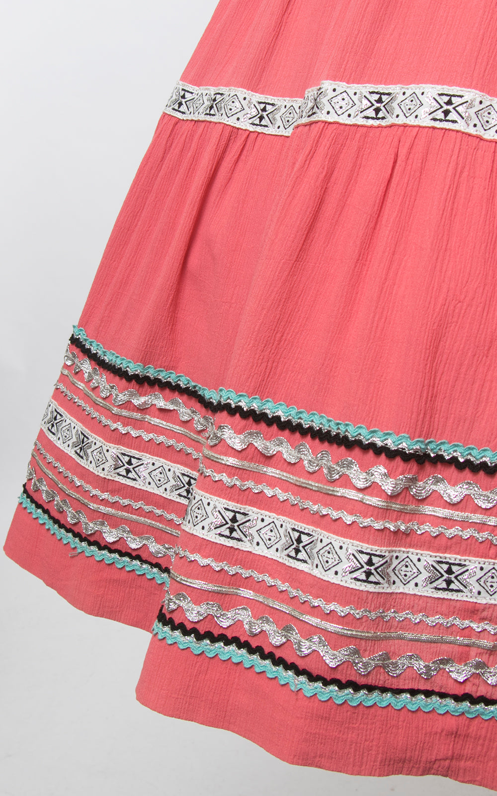 💐 SPRING CLEAROUT 💐 1950s Pink Ric Rac Patio Circle Skirt | small